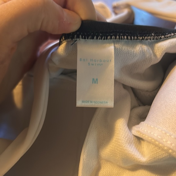 Black & White Swim top - Picture 2 of 2